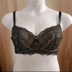 Aerie Bra Beige with Black Lace Lightly Padded Bra Size 36DD Underwire Lingerie